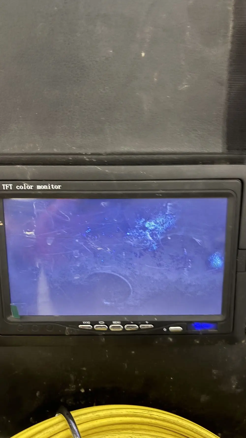 Videoinspección del interior de una tubería con cámara